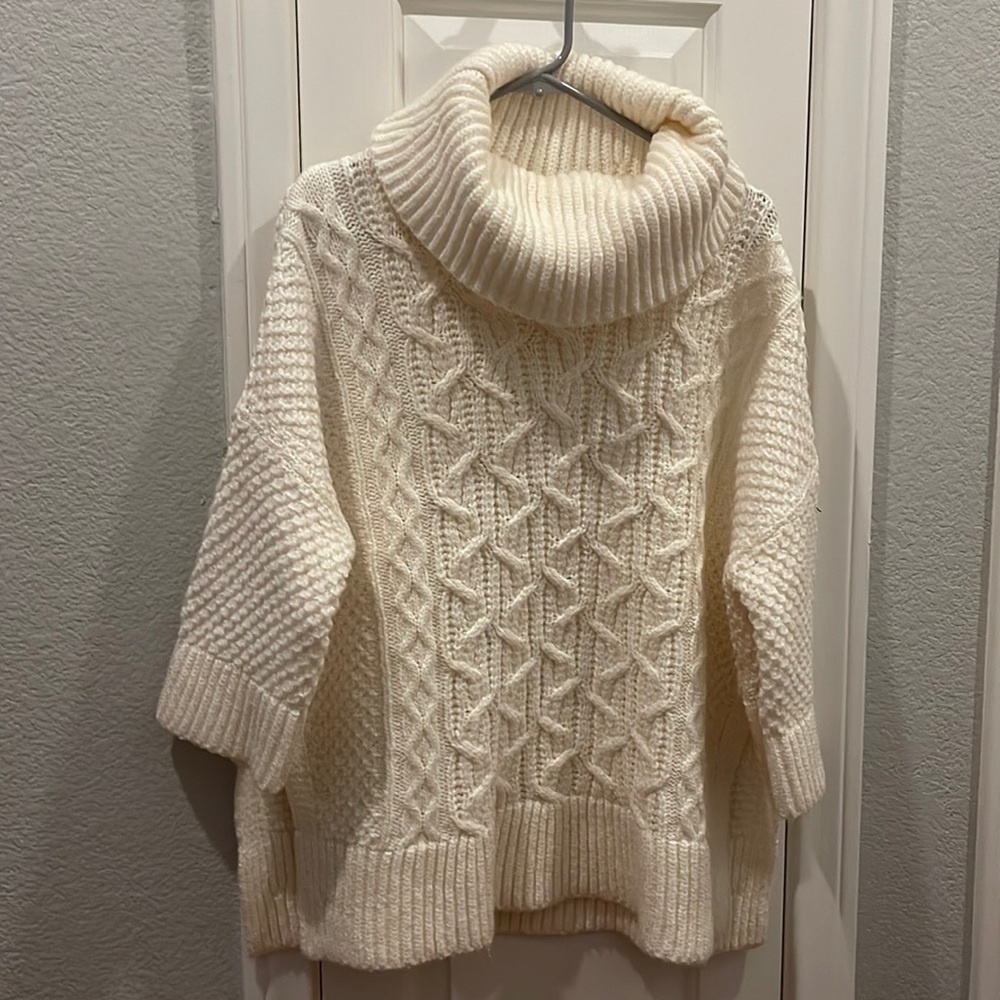 NWT Ann Taylor cable sweater